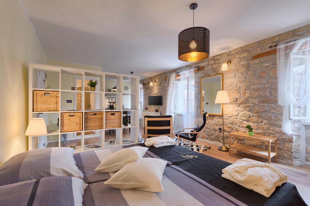 Luxury Apartment Fabris Rovigno Esterno foto